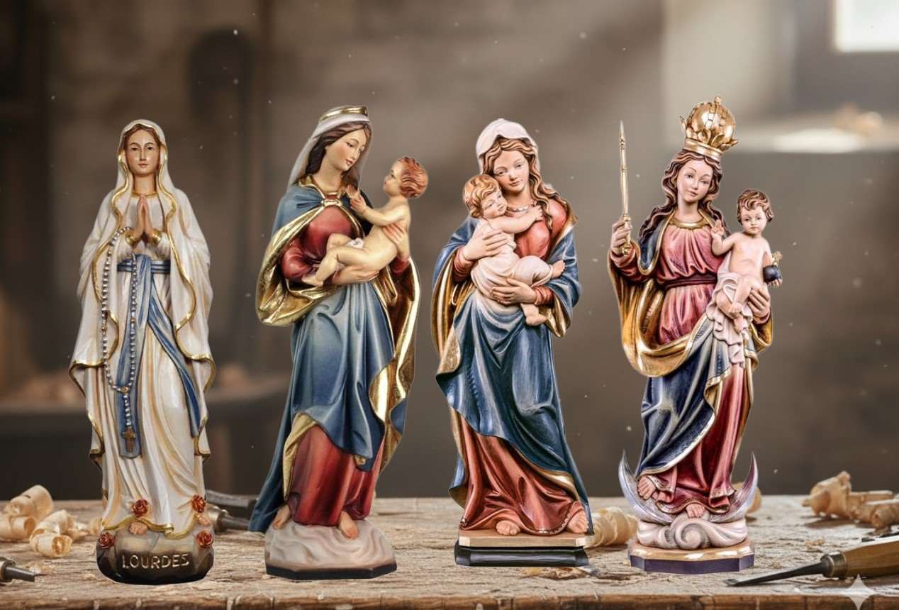 Diversi stili di Madonne in legno della Val Gardena: da Lourdes alla Madonna con Bambino